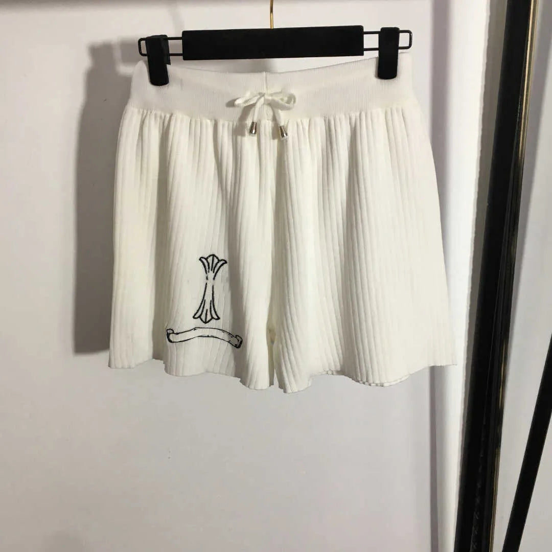 23ss womens designer brand New knitted suit Embroidered short sleeve T-shirt Elastic-waisted casual shorts set High quality women clothing a1